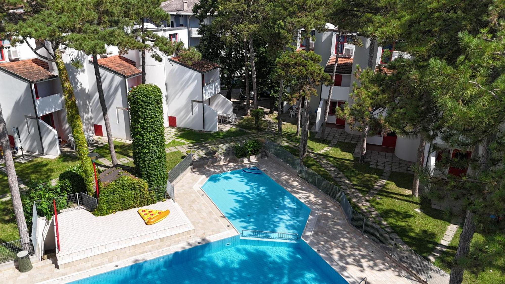 Holiday Village Lignano Sabbiadoro Exterior photo